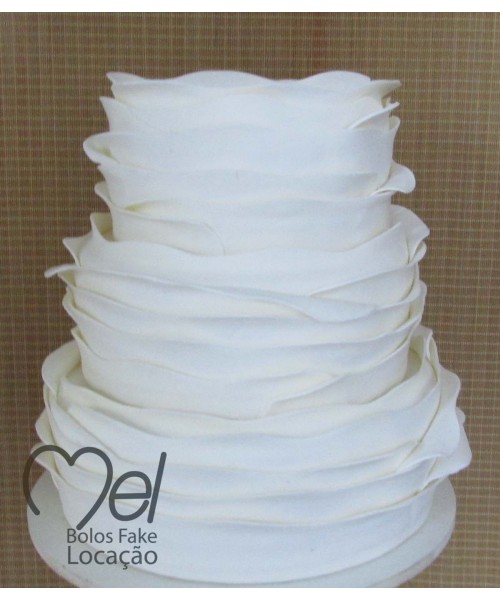 Bolo Ruffle Branco cod04